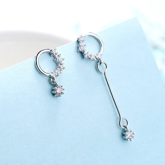 NEW 925 Sterling Silver Diamond Circle Earrings - Picture 2 of 8